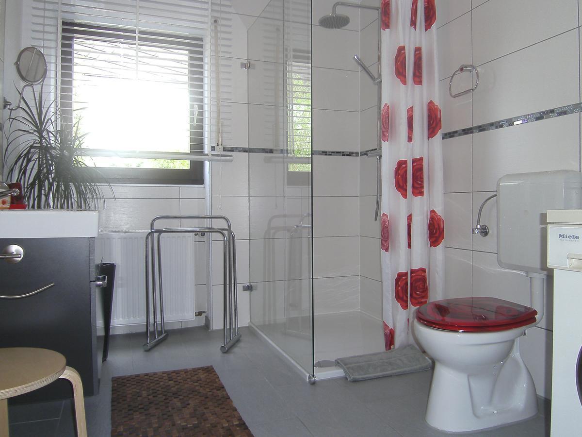 Ferienwohnung Rosentraum Oberotterbach Exterior foto
